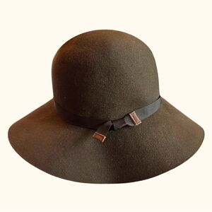 Hat Attack 100% Wool Travel Packable Hat Attack Woman Brown USA 5923 NWOT
